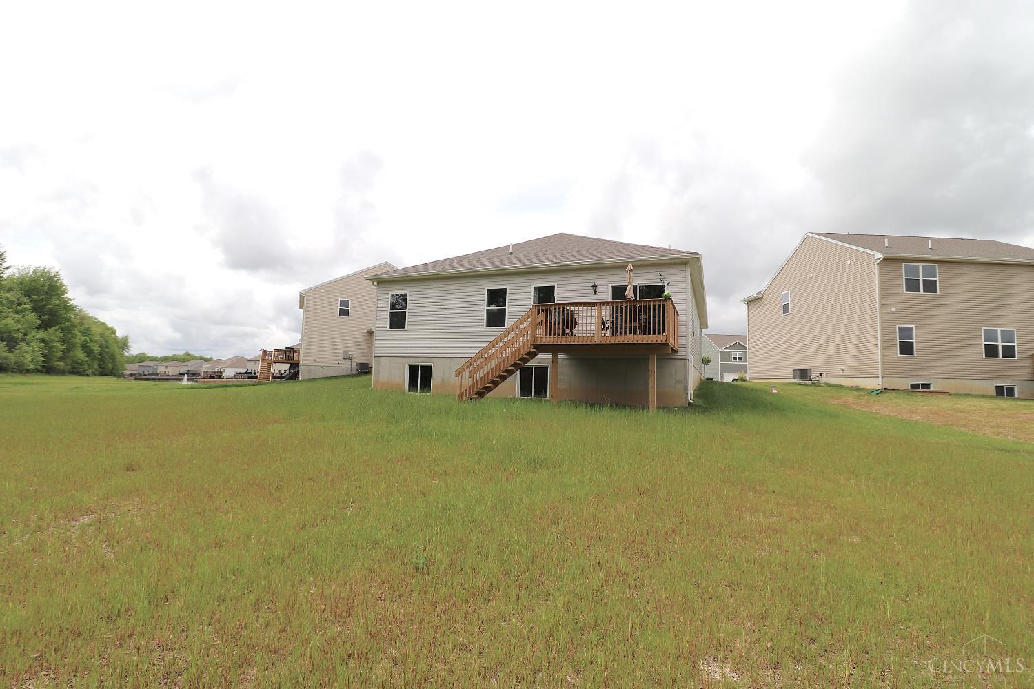 1802 Oak Cove Cv, Goshen Twp, Ohio image 14