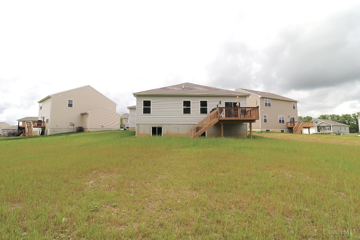 1802 Oak Cove Cv, Goshen Twp, Ohio image 9