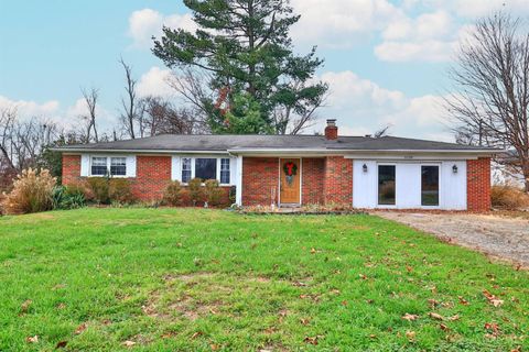 Photo of 5795 Meadowview Drive, Milford, OH 45150 (MLS # 1863236)