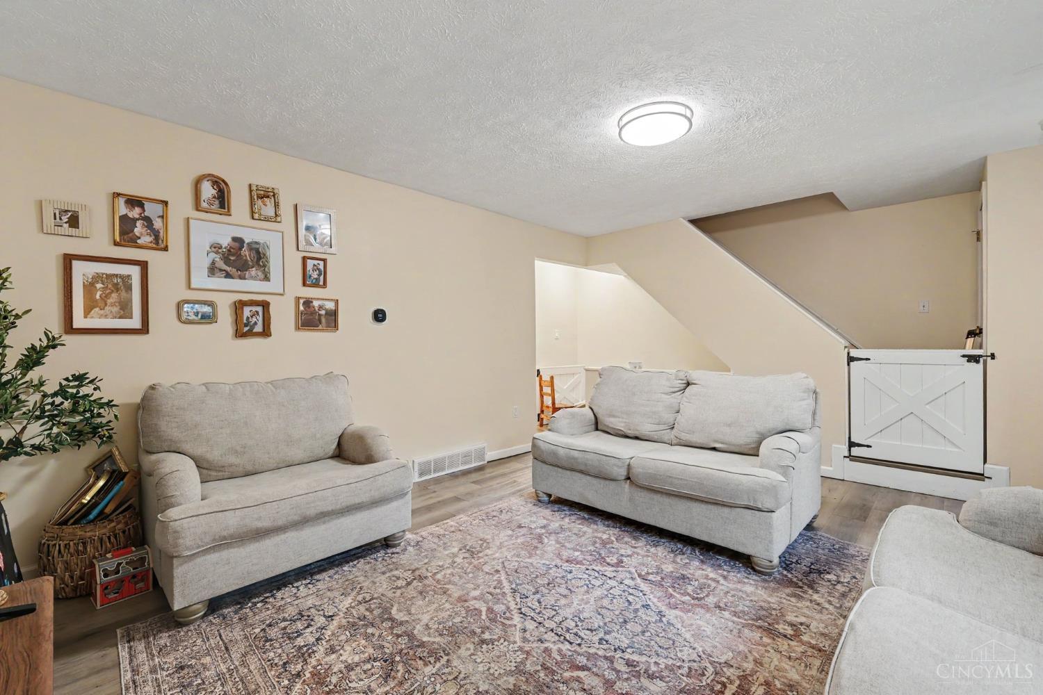 4150 Mount Carmel Tobasco Road 578