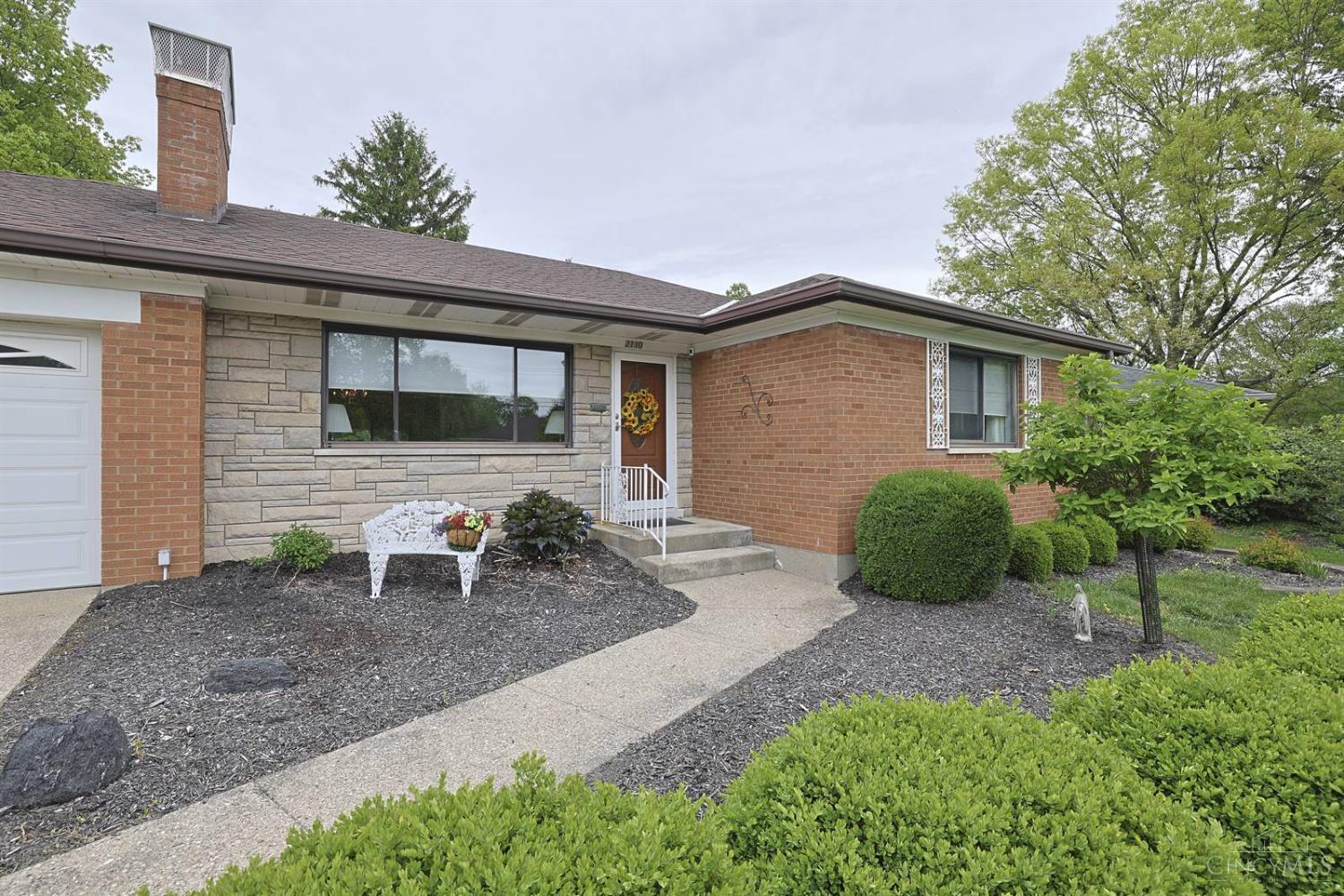 2110 Simbury Court