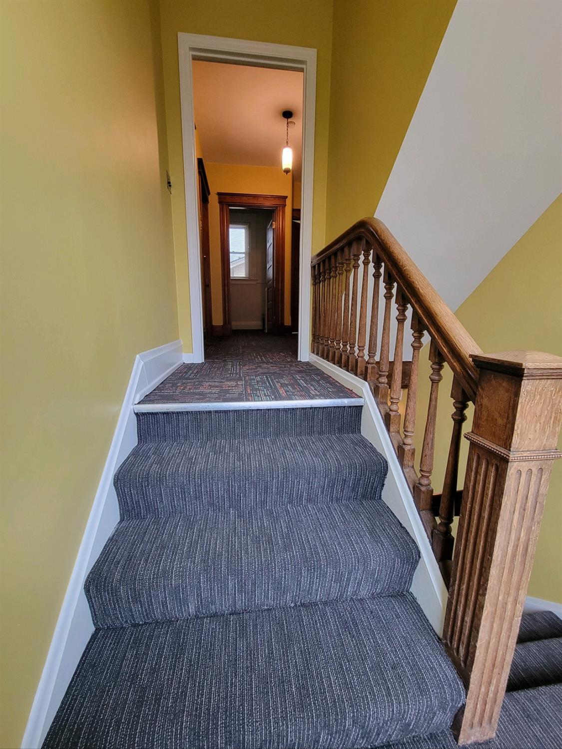 3646 Glenmore Avenue 5