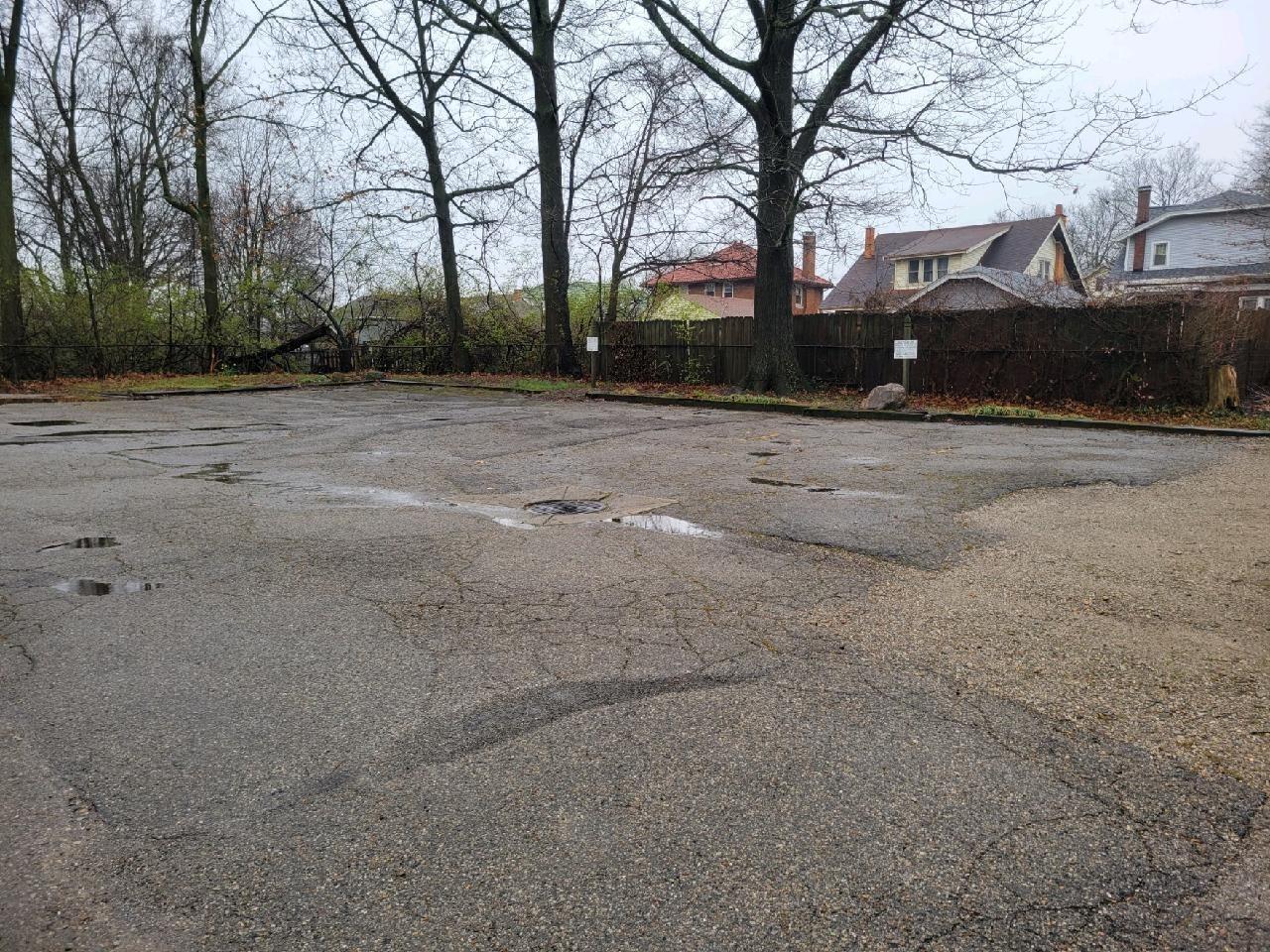 3646 Glenmore Avenue 5