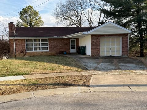 Photo of 4928 Kelsch Lane, Cincinnati, OH 45227 (MLS # 1869200)