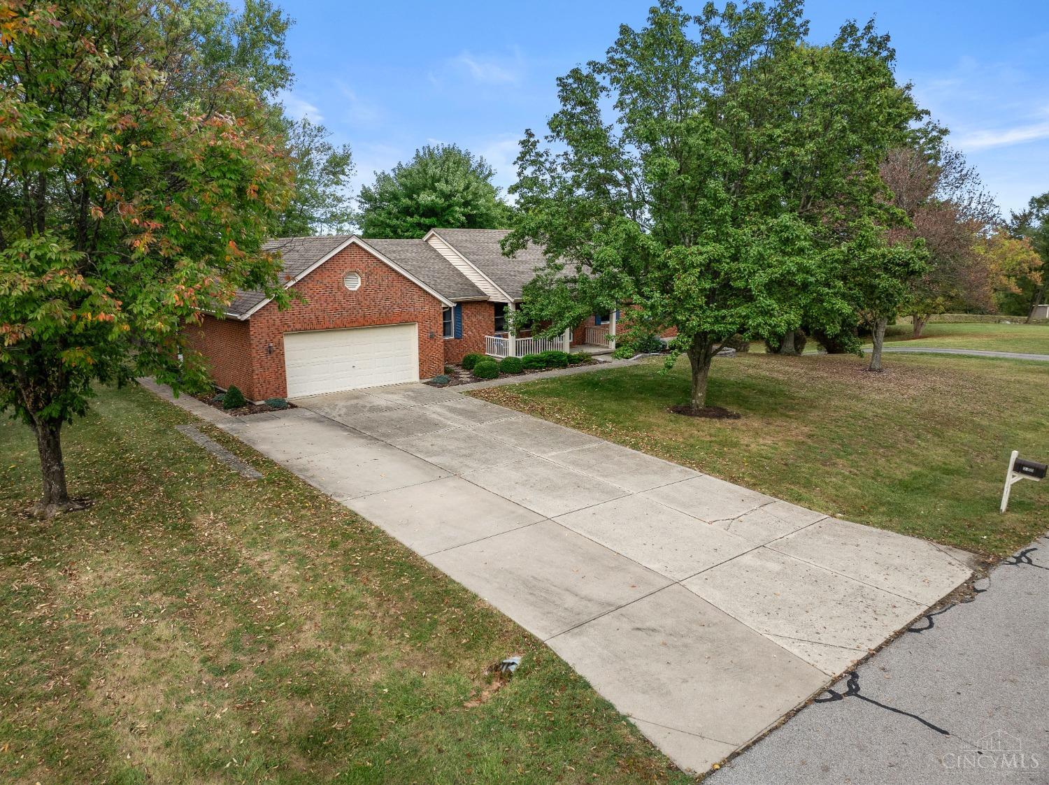 5160 Briar Ridge Drive, Aurora, Indiana image 1