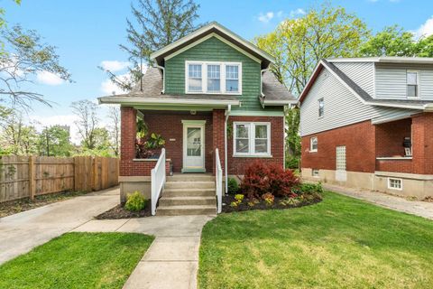 Photo of 5801 Saranac Avenue, Cincinnati, OH 45224 (MLS # 1876588)