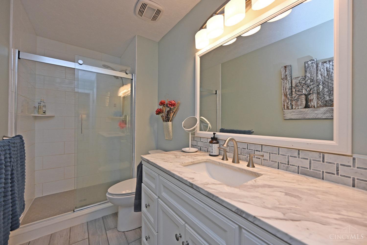 5483 Lake Michigan Drive, Fairfield, Ohio image 28