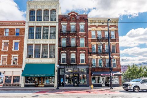 Photo of 720 Main Street #4, Cincinnati, OH 45202 (MLS # 1856118)
