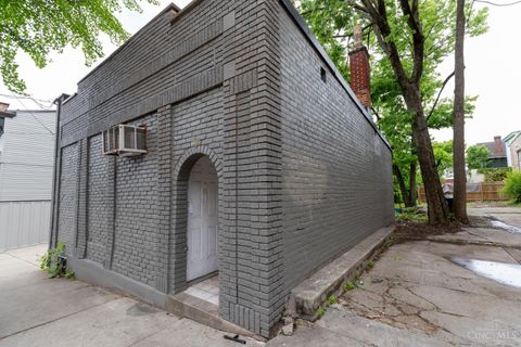 Photo of 207 Warner Street, Cincinnati, OH 45219 (MLS # 1878308)