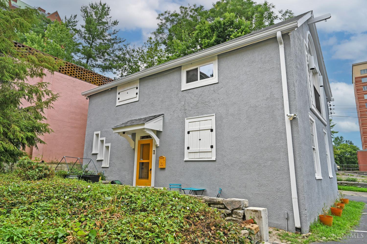 2109 Luray Avenue 7