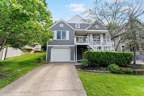 Photo of 3559 Kroger Avenue, Cincinnati, OH 45226 (MLS # 1878827)