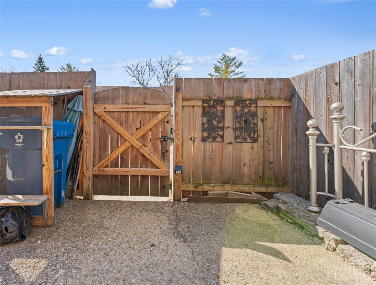 7605 Whitehaven Court, West Chester, Ohio image 24