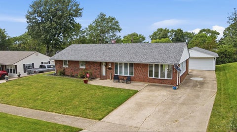 Photo of 2937 E Cunnington Lane, Kettering, OH 45420 (MLS # 1882875)