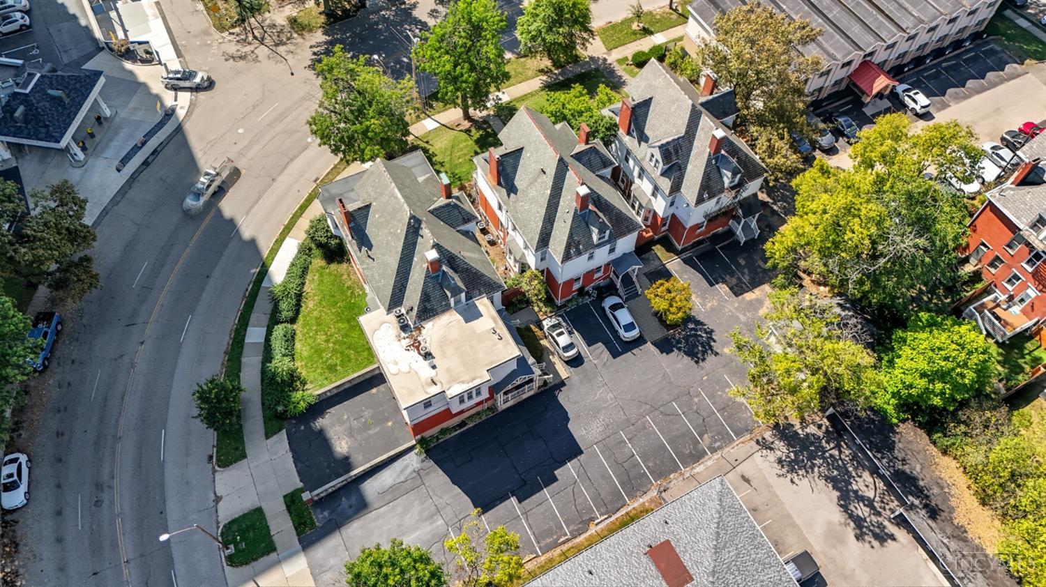 2195 Victory Parkway