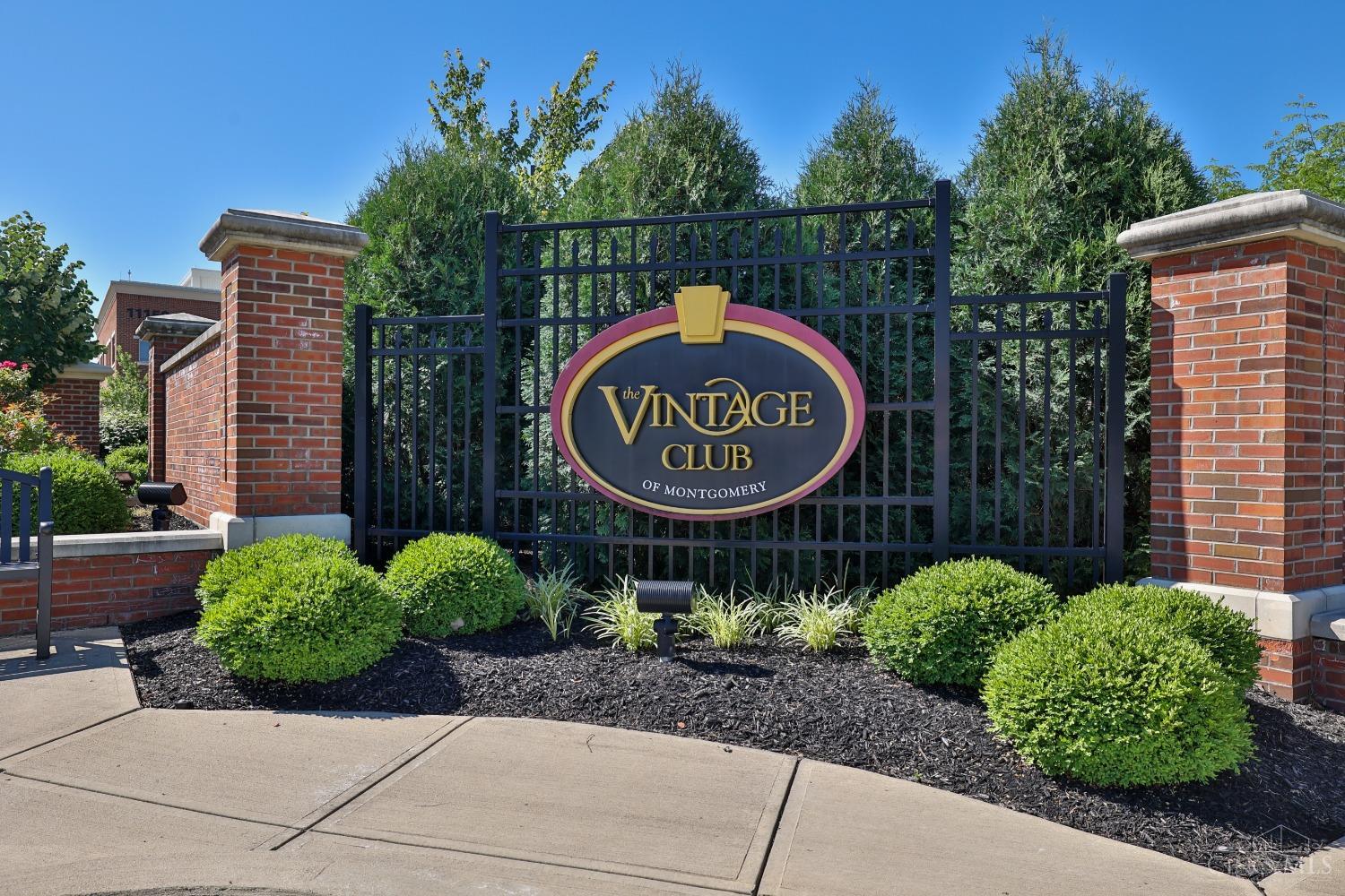 128 Village Gate Lane, Montgomery, Ohio image 36