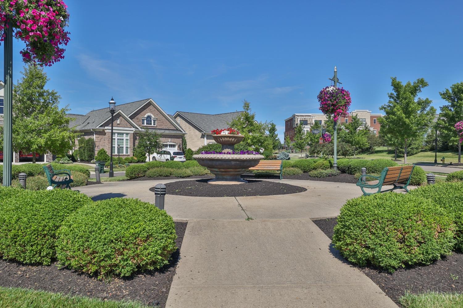 128 Village Gate Lane, Montgomery, Ohio image 42