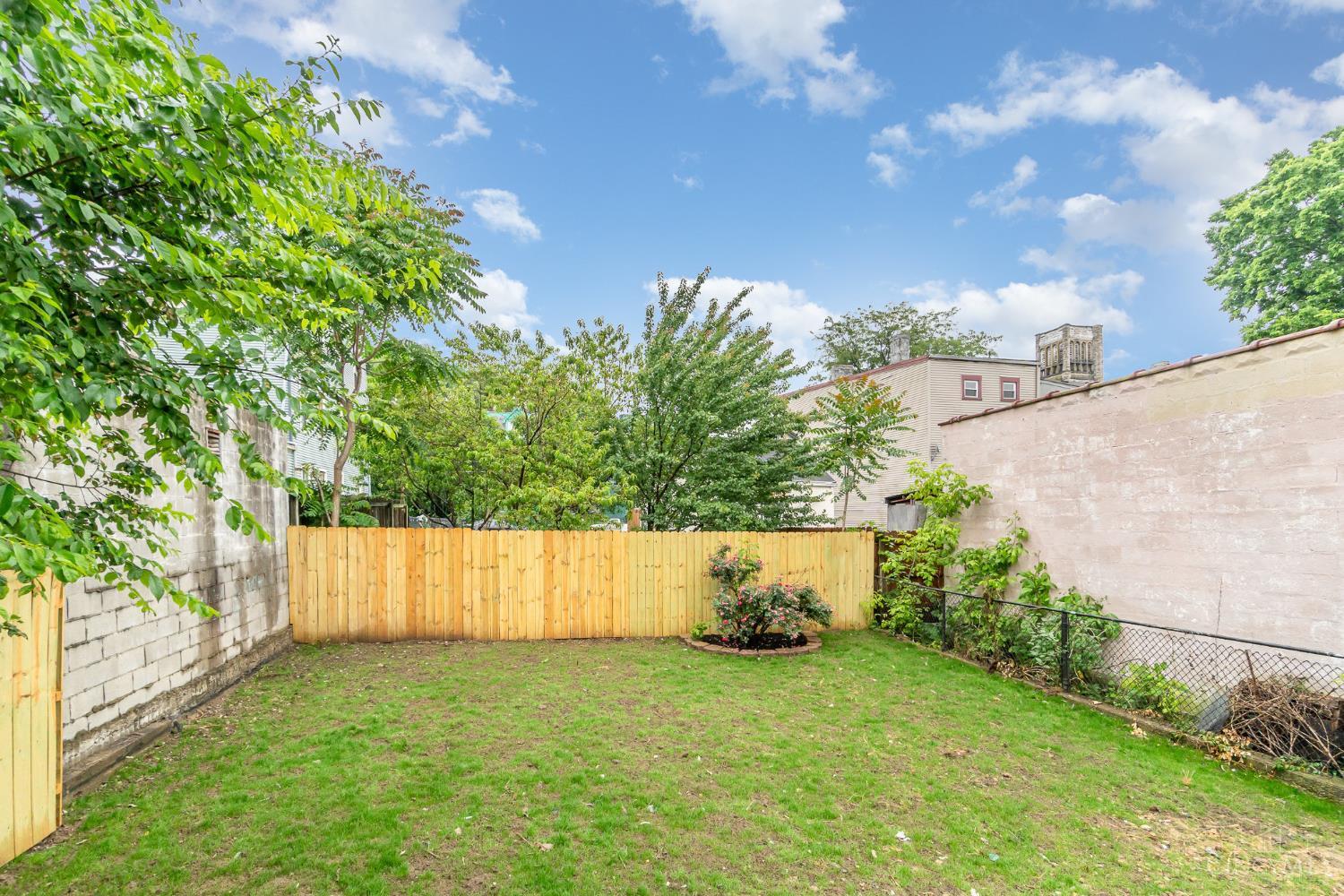 2962 Henshaw, Cincinnati, Ohio image 17
