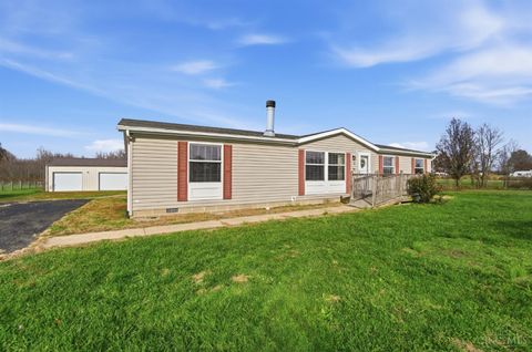 Photo of 5669 Bucktown Road, Jackson Township, OH 45176 (MLS # 1862090)