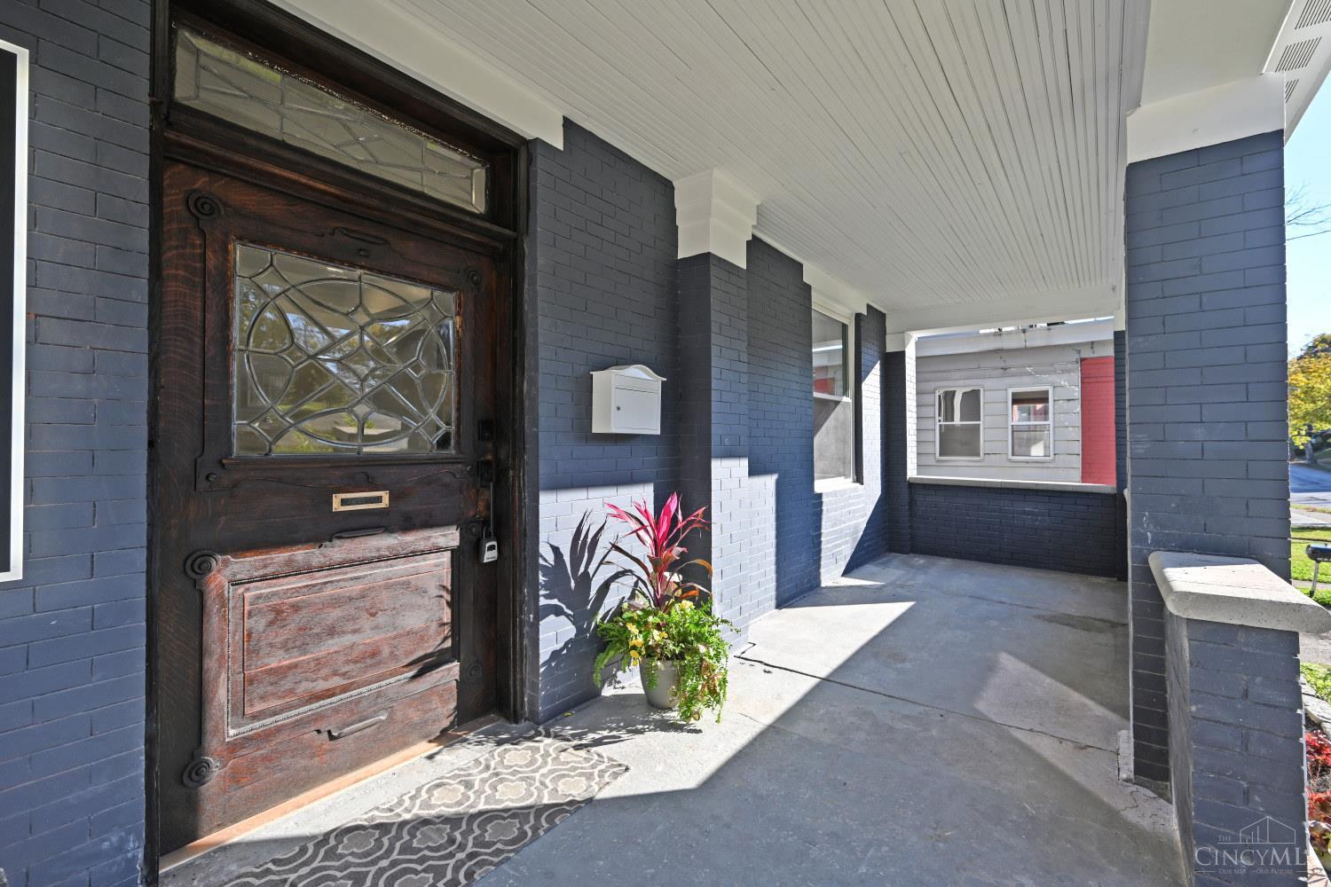 2312 Highland Avenue