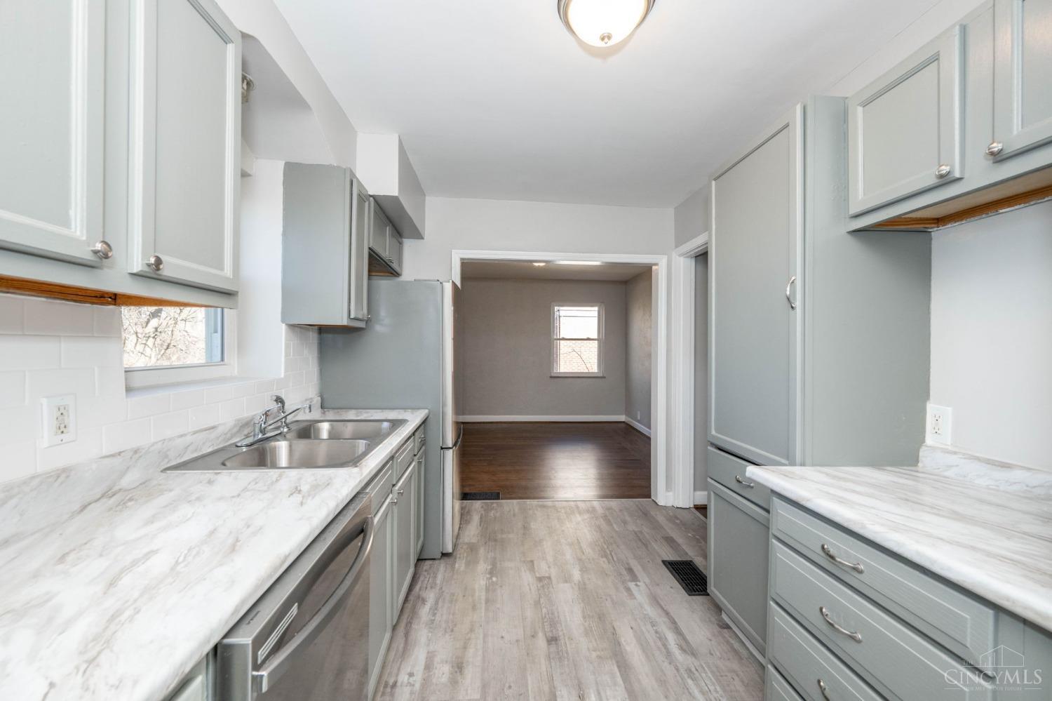 2413 Ferguson Road, Cincinnati, Ohio image 14