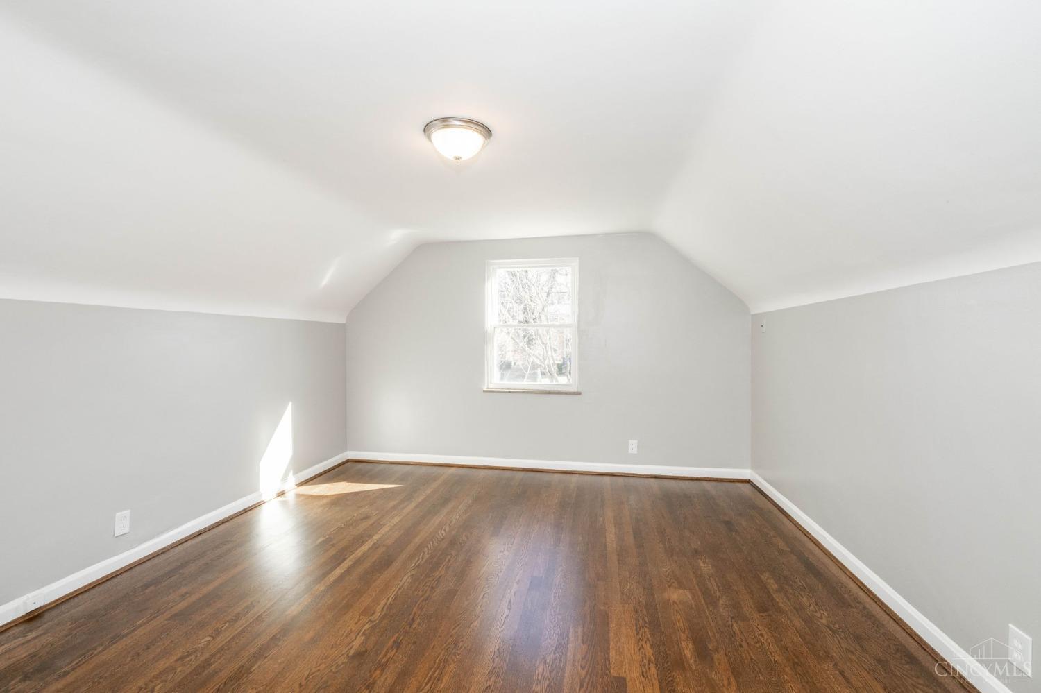 2413 Ferguson Road, Cincinnati, Ohio image 28