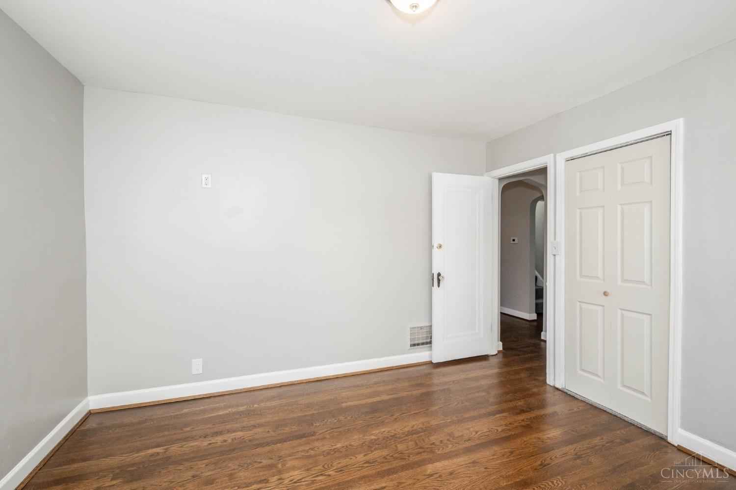 2413 Ferguson Road, Cincinnati, Ohio image 18