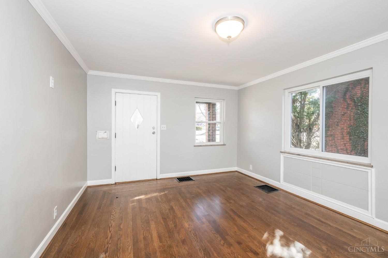 2413 Ferguson Road, Cincinnati, Ohio image 8