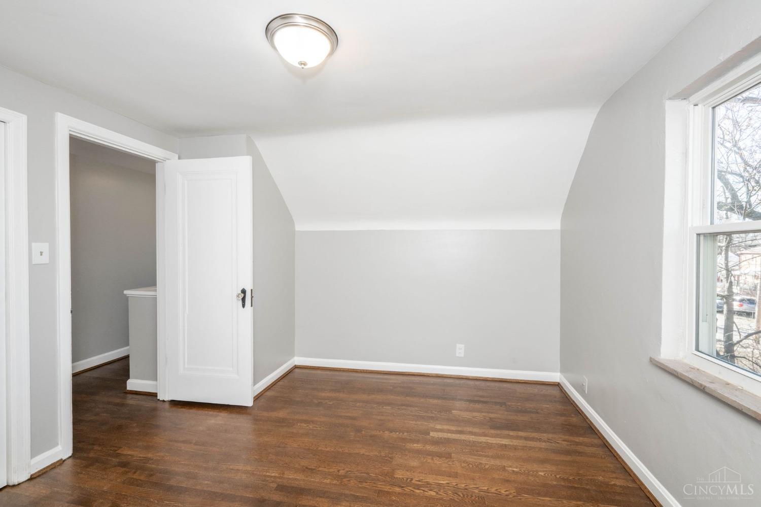 2413 Ferguson Road, Cincinnati, Ohio image 29