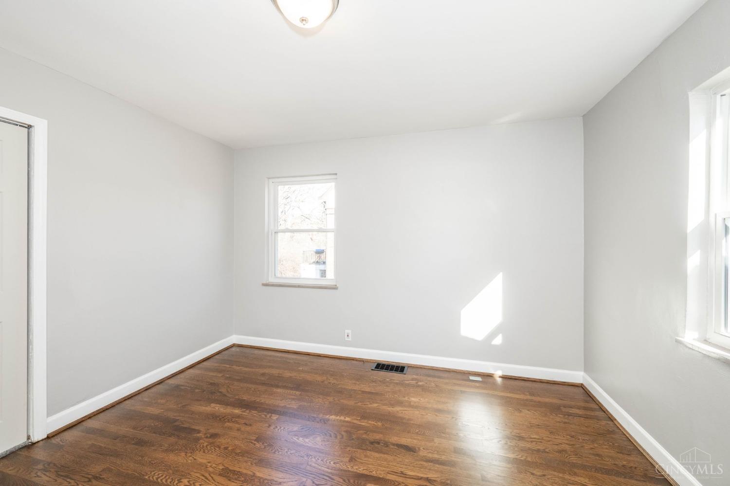 2413 Ferguson Road, Cincinnati, Ohio image 17
