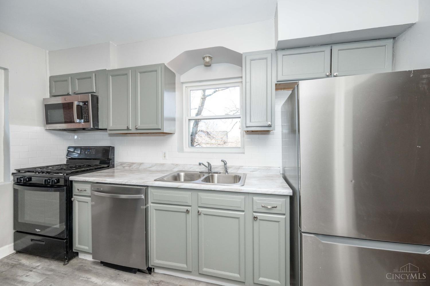 2413 Ferguson Road, Cincinnati, Ohio image 16