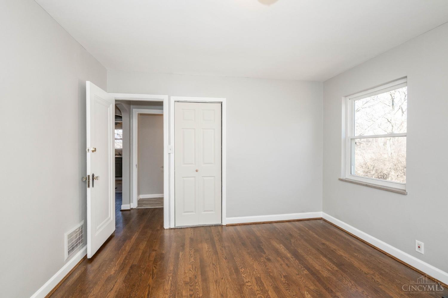 2413 Ferguson Road, Cincinnati, Ohio image 19