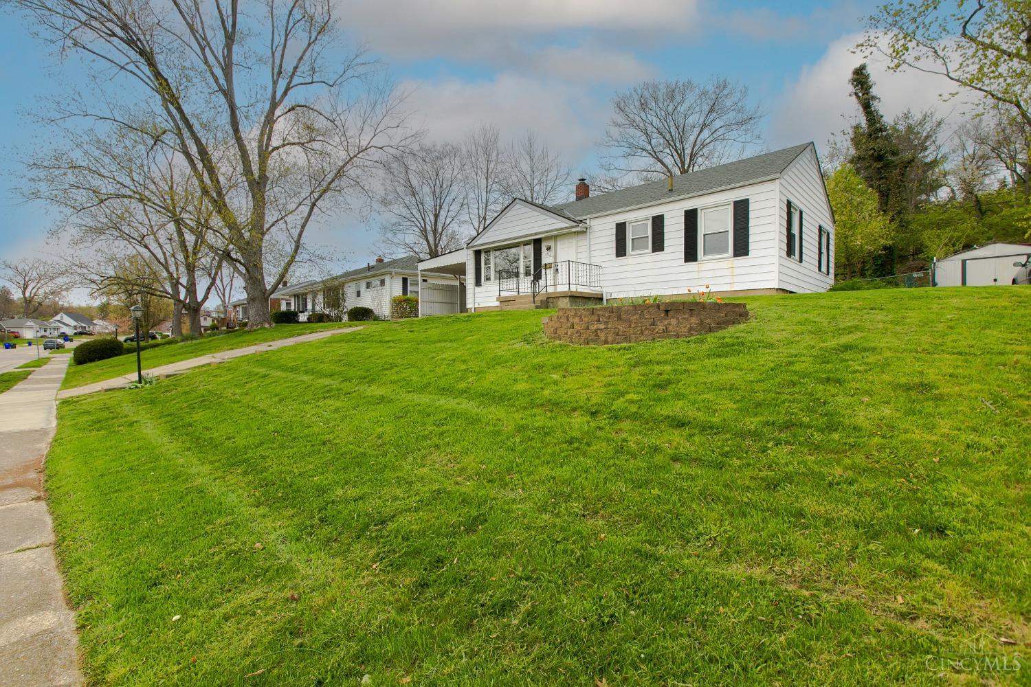 1314 Southern Hills Boulevard, Hamilton, Ohio image 2