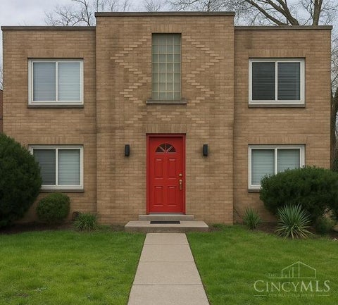 Apartment For Rent - 4431 Ridgeview Avenue<br/> Cincinnati, OH 45238