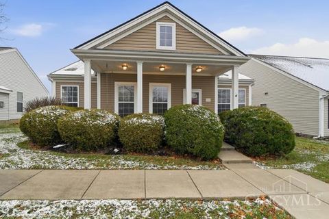 Photo of 4243 N Yorkshire Square, Union Township, OH 45245 (MLS # 1864131)