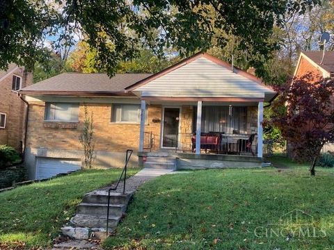 Photo of 761 Wilbud Drive, Cincinnati, OH 45205 (MLS # 1860332)