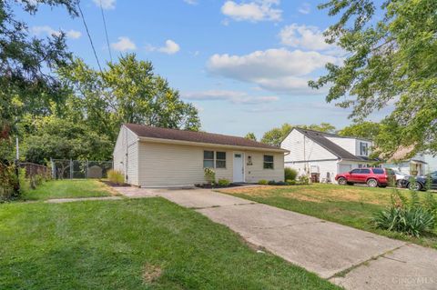 Photo of 1639 W Kemper Road, Forest Park, OH 45240 (MLS # 1865832)