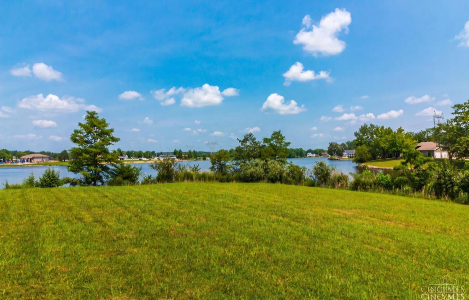 20 W Mohican Cove