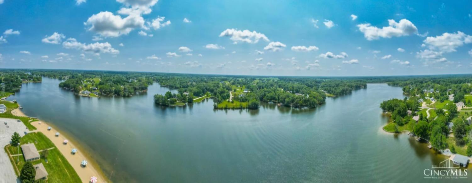 20 W Mohican Cove