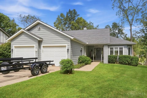 Photo of 599 Lorelei Drive, Perry Township, OH 45118 (MLS # 1893987)