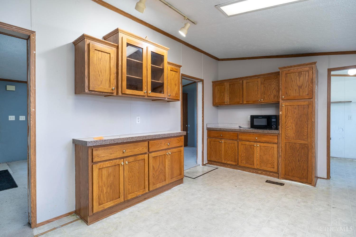 12221 Antioch Road, Fairfield Twp, Ohio image 17