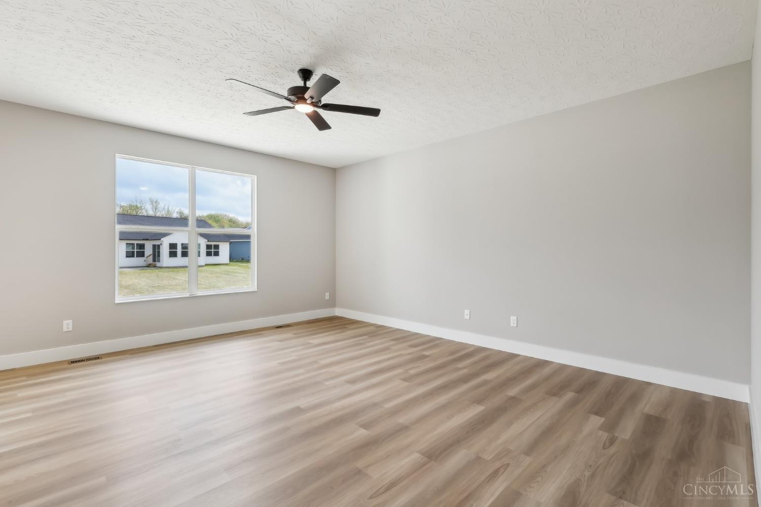 540 Chatham Place, Trenton, Ohio image 31