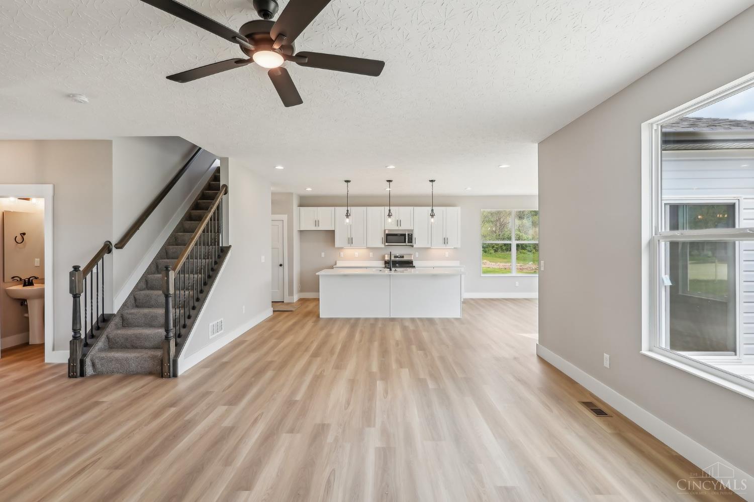 540 Chatham Place, Trenton, Ohio image 32