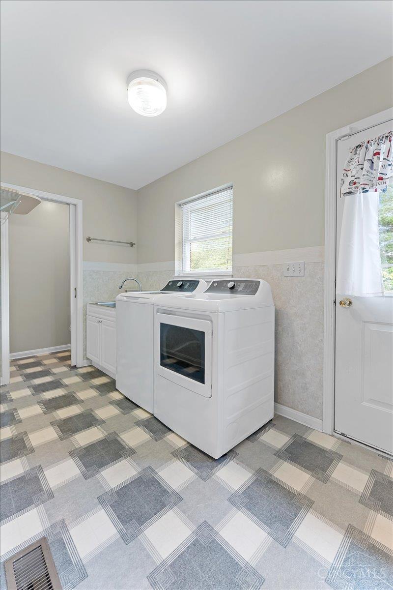 120 Mcmurchy Avenue, Bethel, Ohio image 33