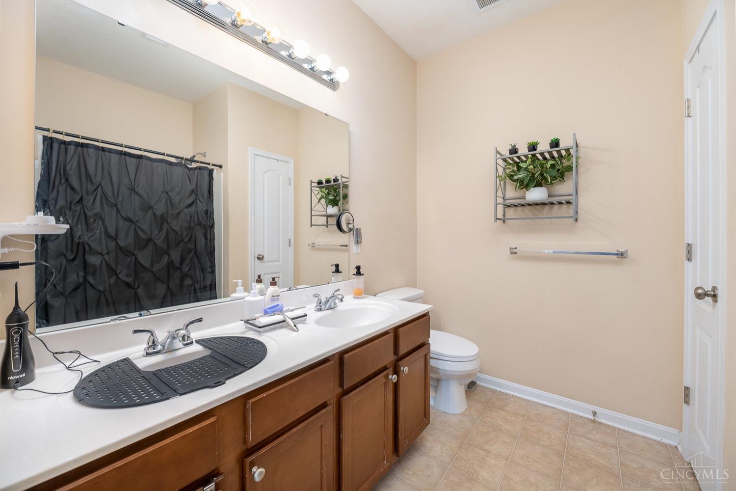 5986 Wanderling Lane, Cincinnati, Ohio image 11