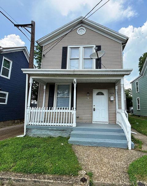 Photo of 1024 Hanover Street, Hamilton, OH 45011 (MLS # 1880207)