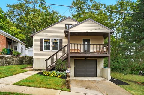 Photo of 5214 Roanoke Street, Cincinnati, OH 45227 (MLS # 1856116)