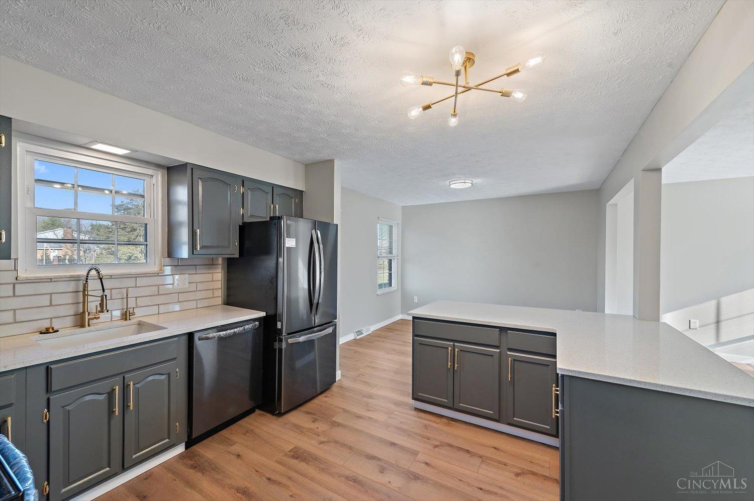 8713 Cox Road, West Chester, Ohio image 6