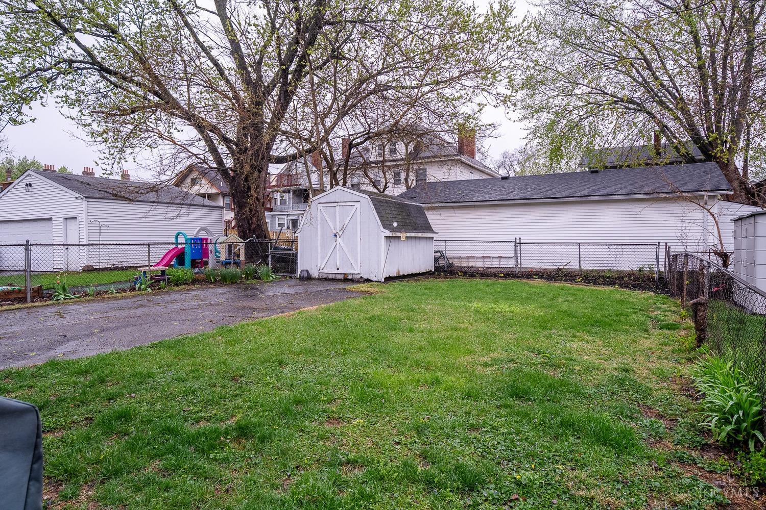 3935 S Jefferson Avenue, Norwood, Ohio image 25