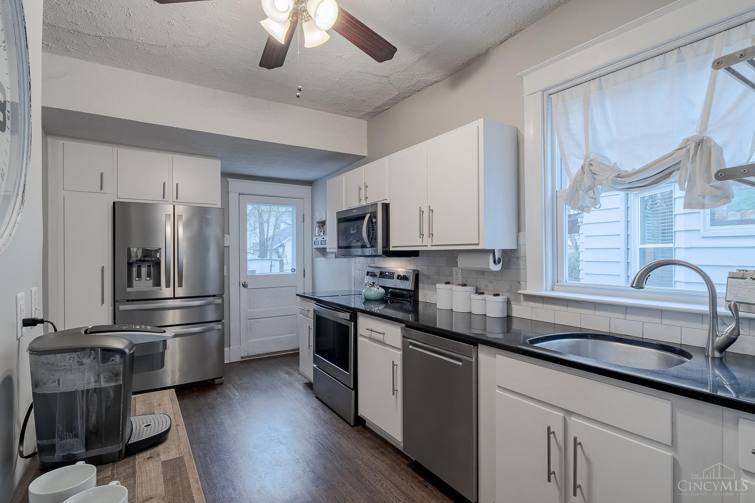 3935 S Jefferson Avenue, Norwood, Ohio image 12