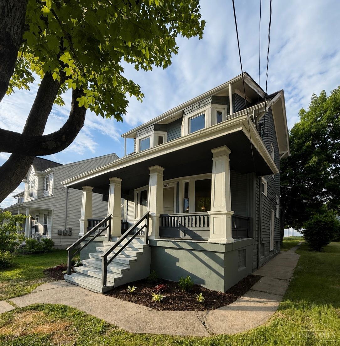 1943 Hewitt Avenue